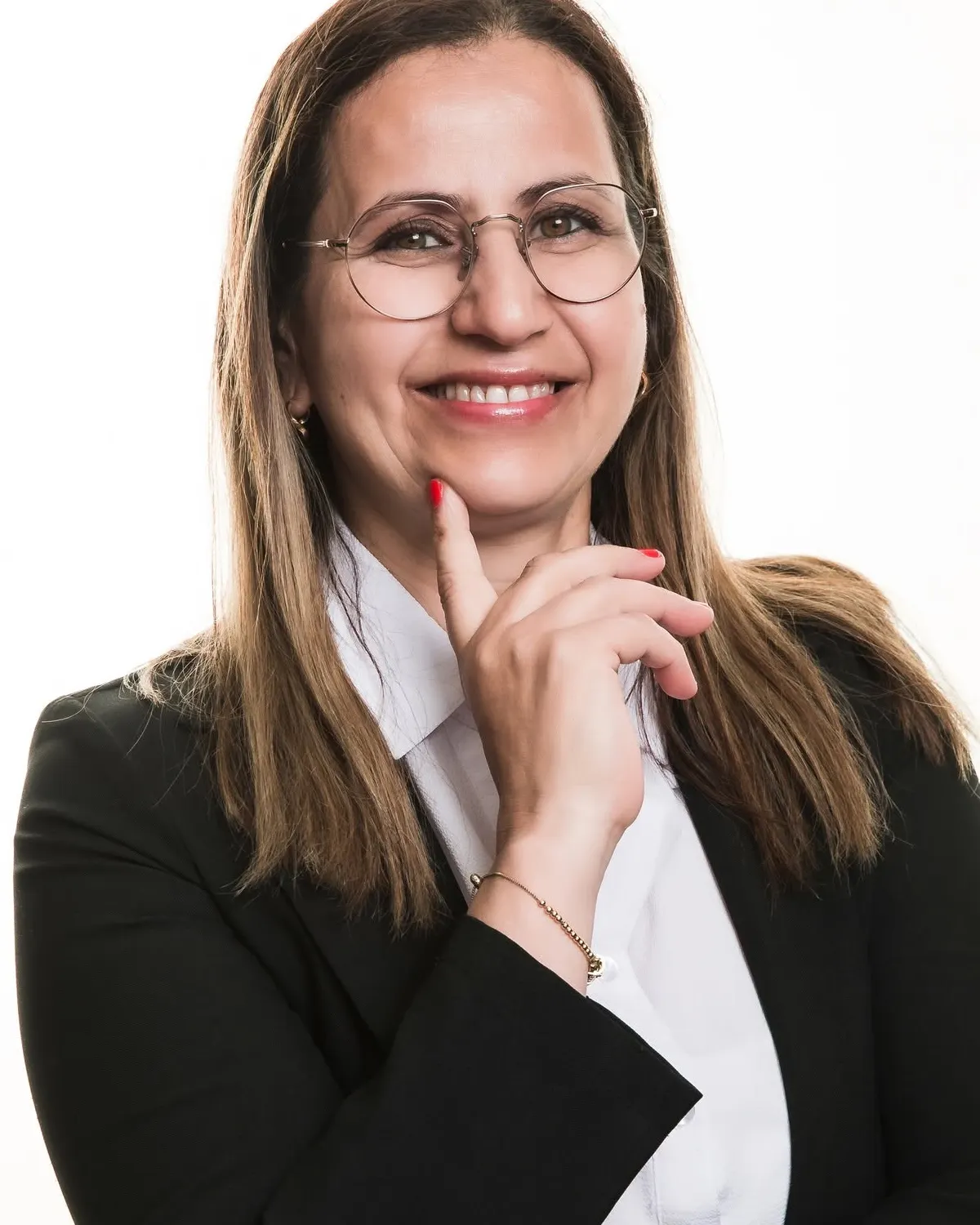Nora Lotmani, courtière immobilière résidentielle